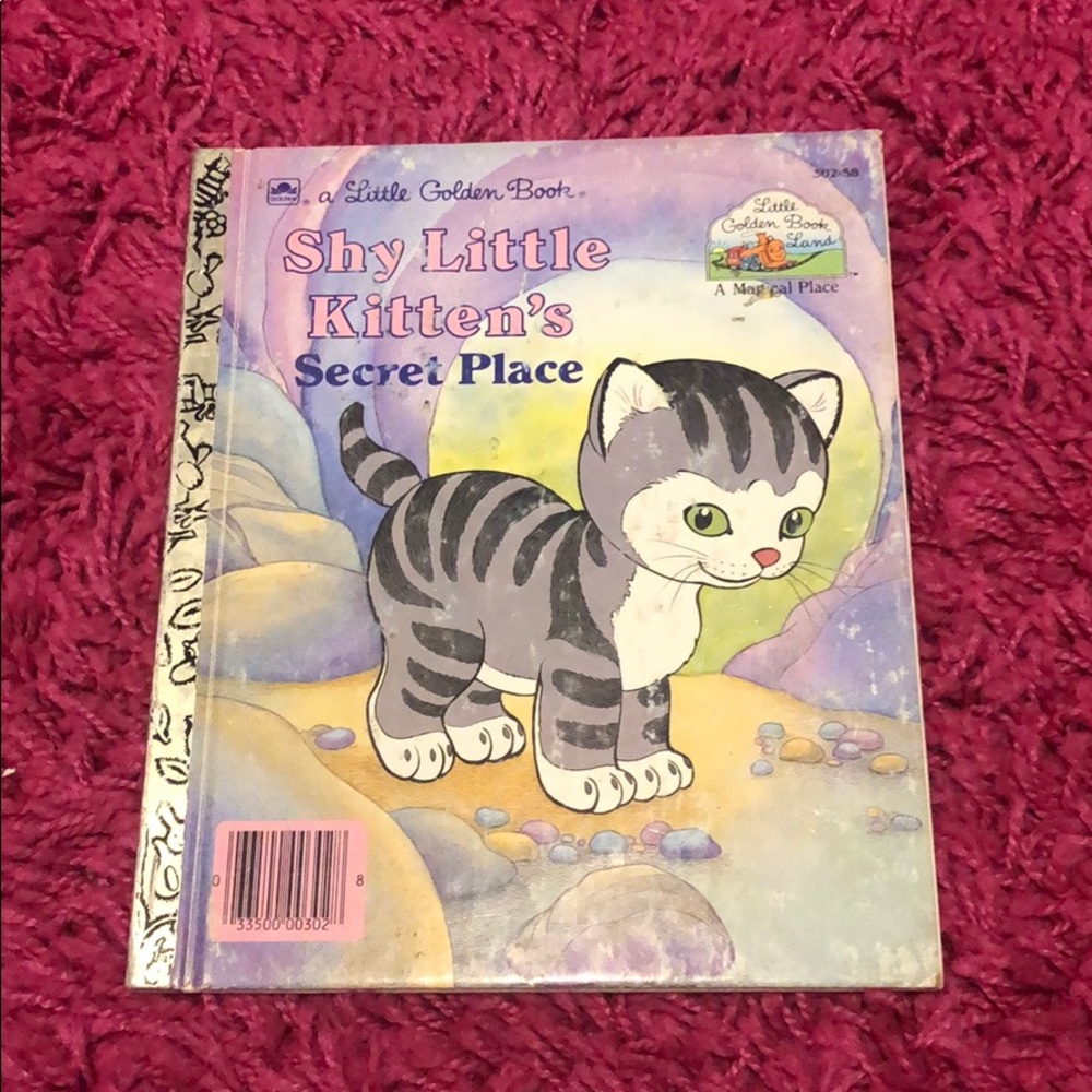 Shy Little Kitten's Secret Place
